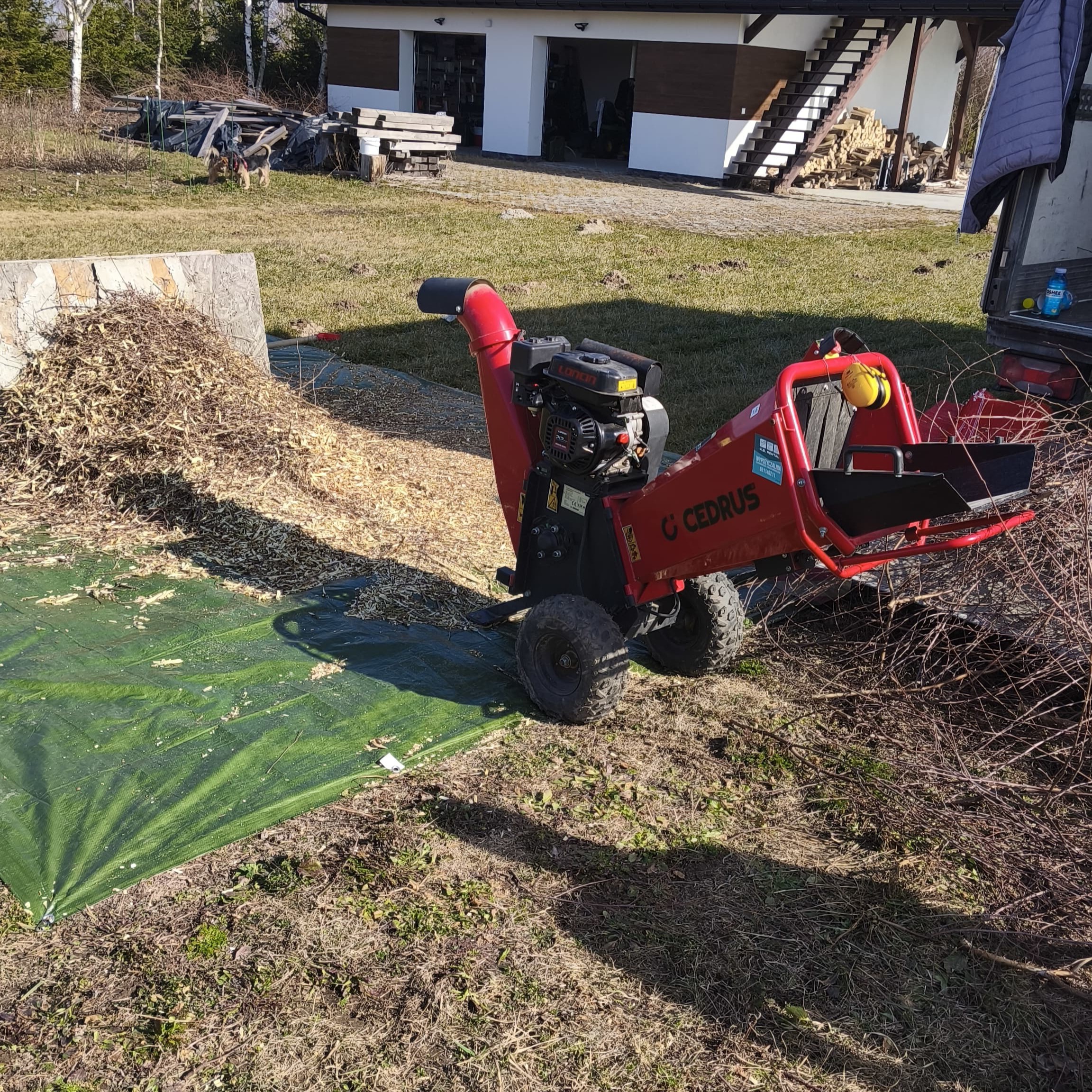 Rozdrabniacz do gałęzi u klienta w Stalowej woli